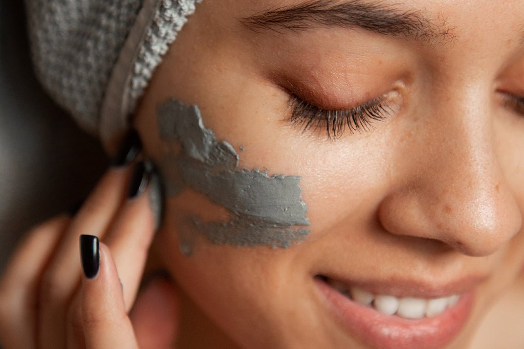Mastering the Technique: How to Apply Skin Care Products Correctly | SkinQ